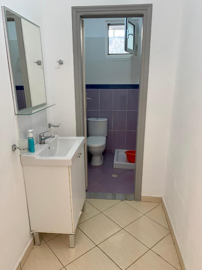 Vaso Apts Sarandë エクステリア 写真