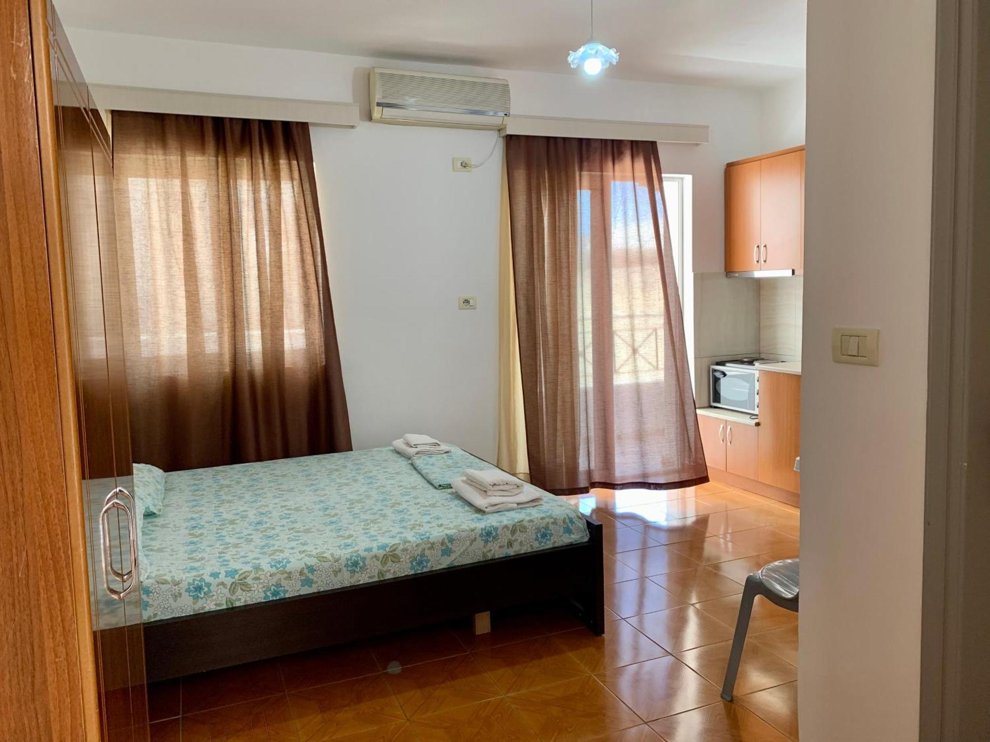 Vaso Apts Sarandë エクステリア 写真