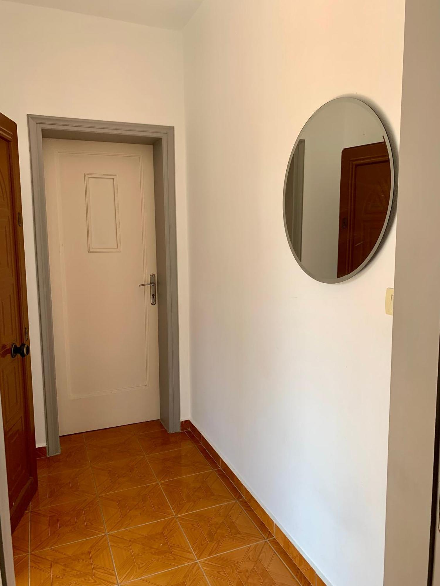 Vaso Apts Sarandë エクステリア 写真